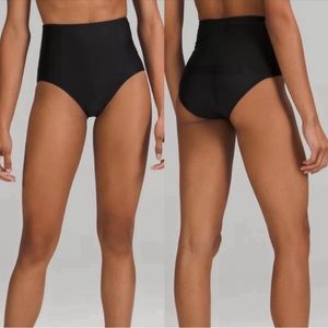 Lululemon Waterside High-Waist Swimsuit Bottom Medium Bum Coverage - Bla… NWNT